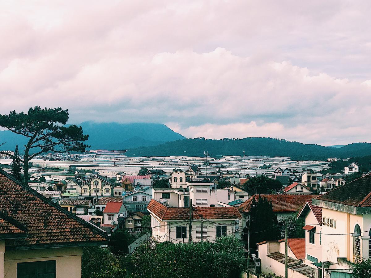 The Balcony Bnb Dalat Luaran gambar